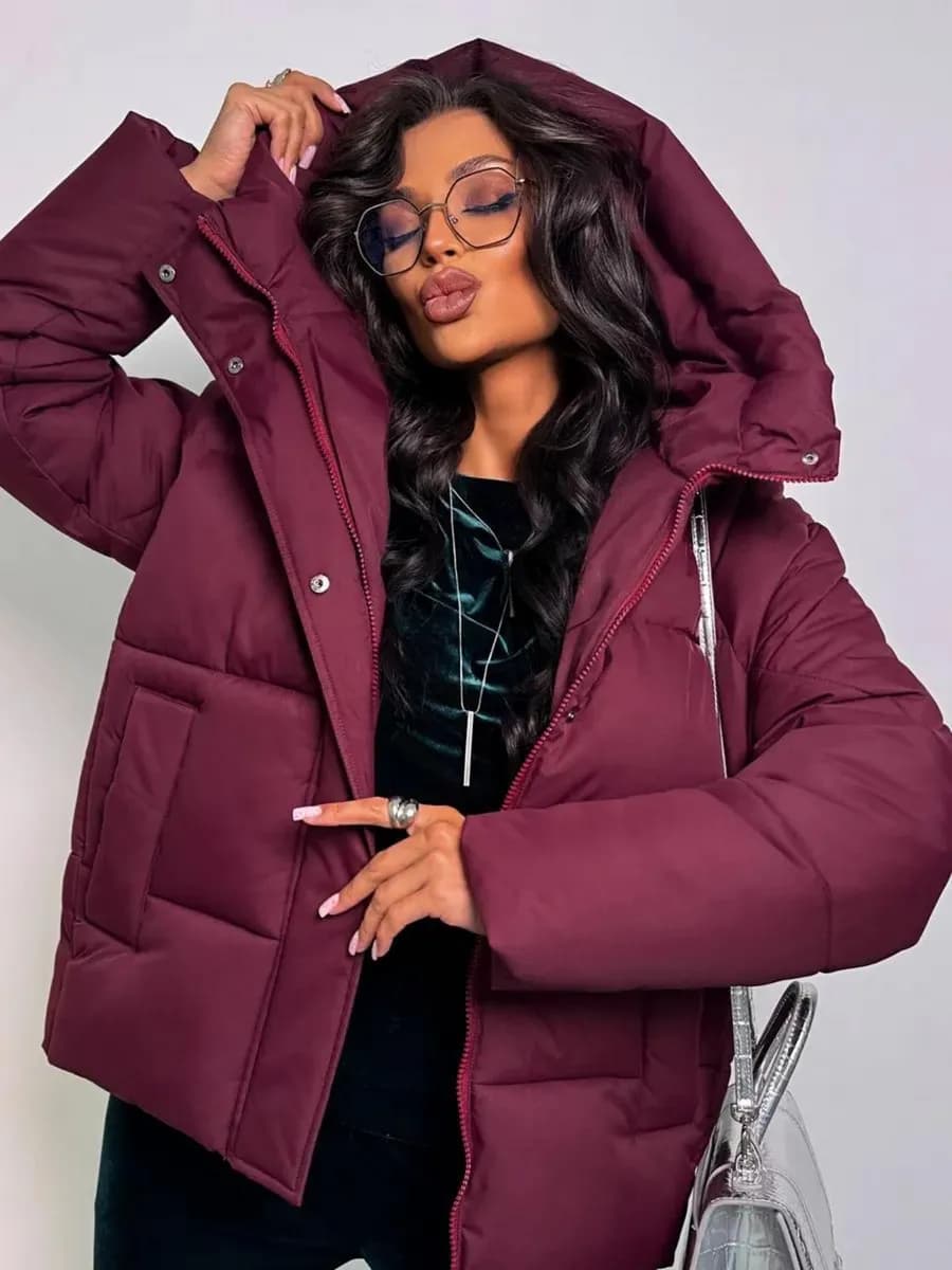 Куртка зимняя короткая с капюшоном