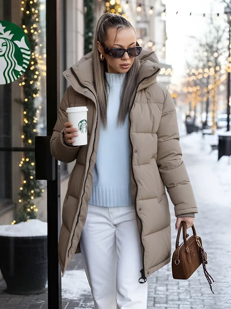 Куртка зимняя удлиненная с капюшоном