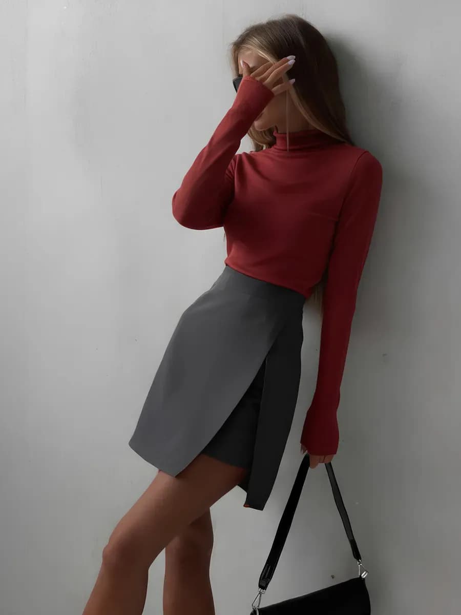 Водолазка женская с горлом красная