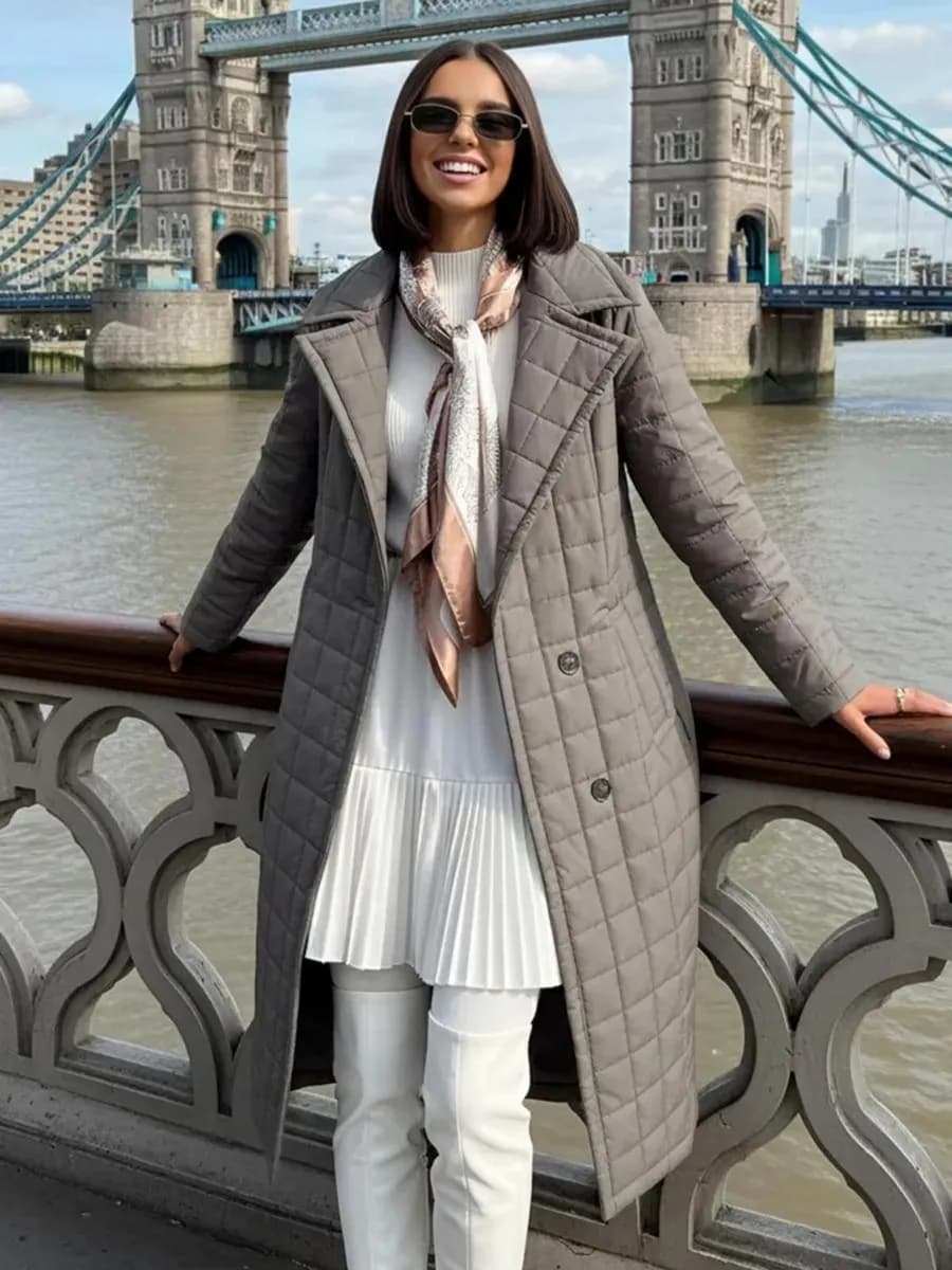 Куртка-пальто осеннее стеганое утепленное с поясом