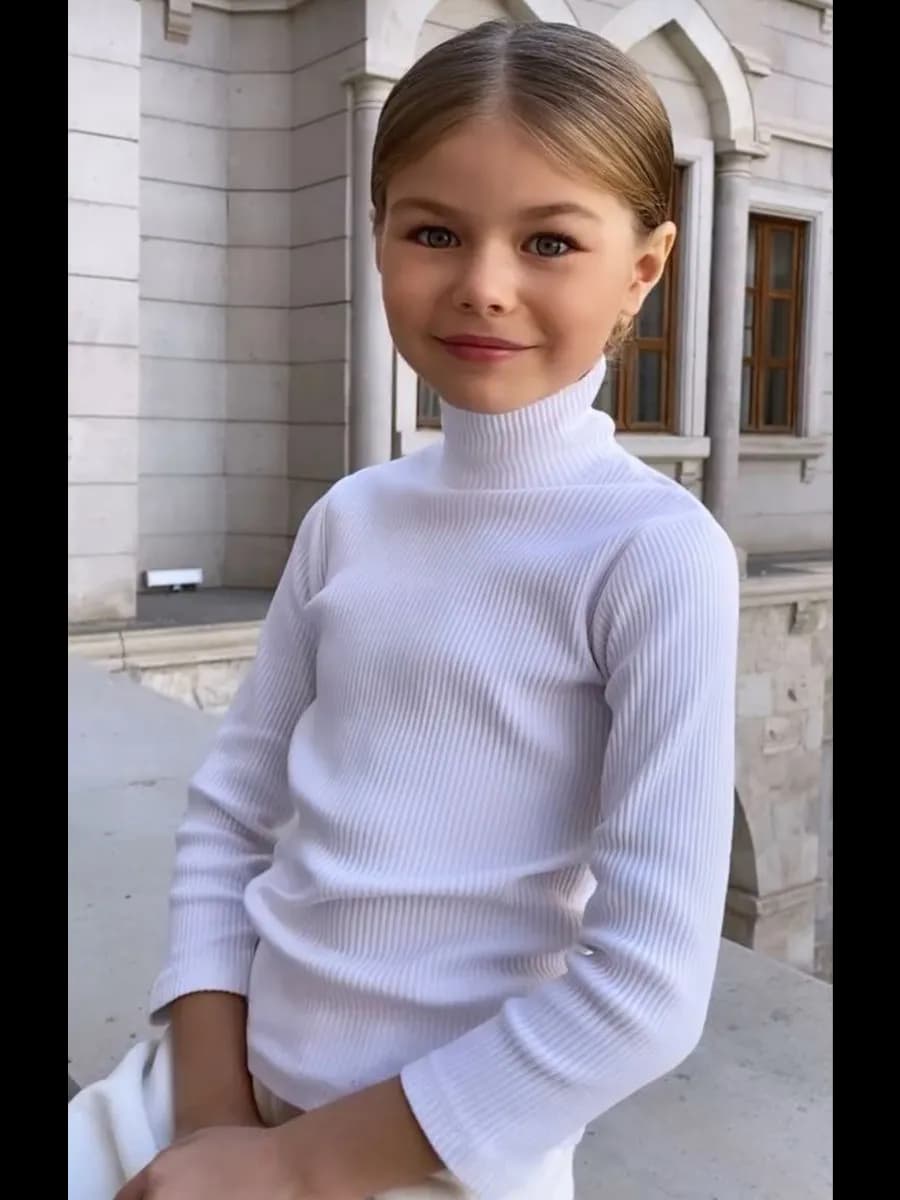 Водолазка для девочки на праздник