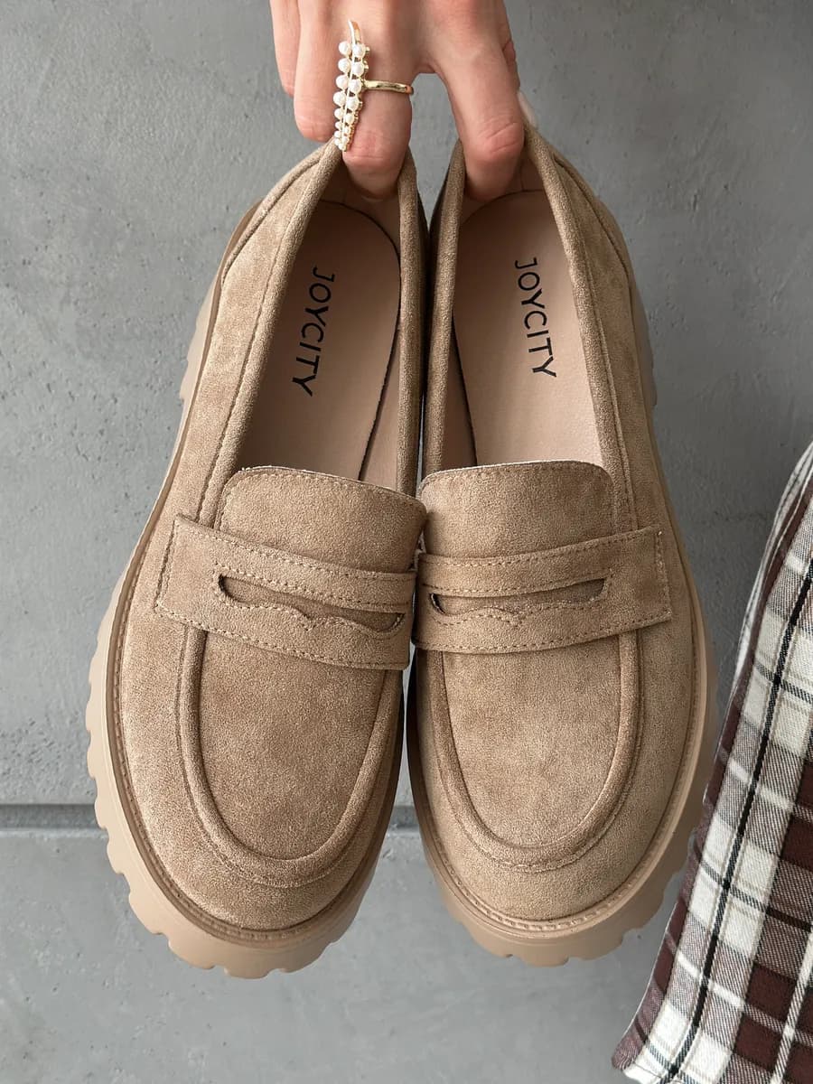 Лоферы замшевые на высокой платформе