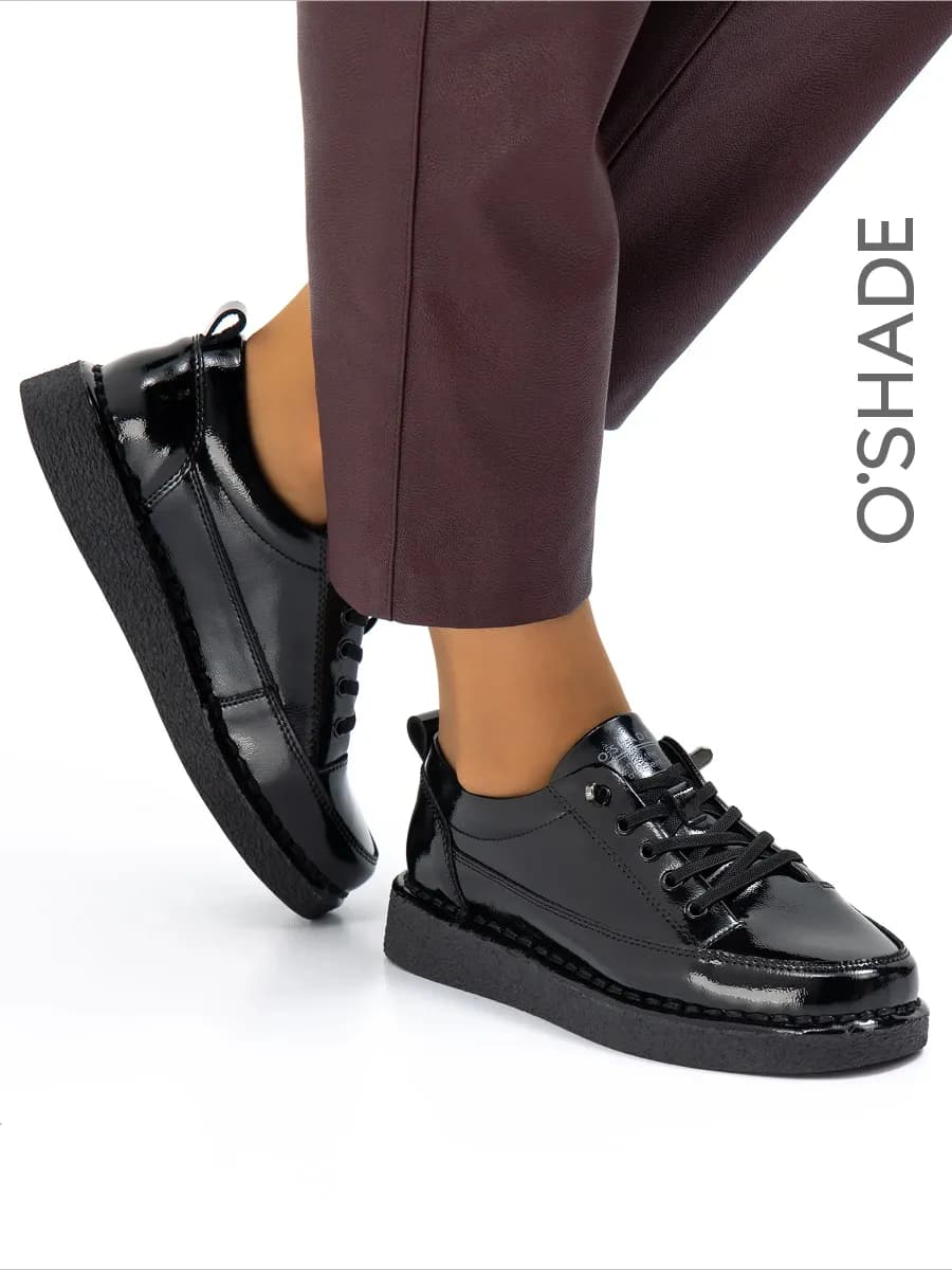 Полуботинки женские лакированные черные