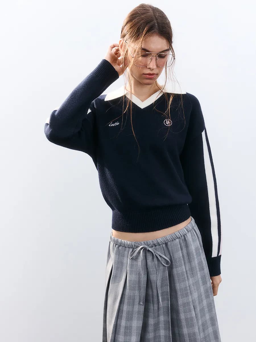 Джемпер-поло вязаный с вышивкой