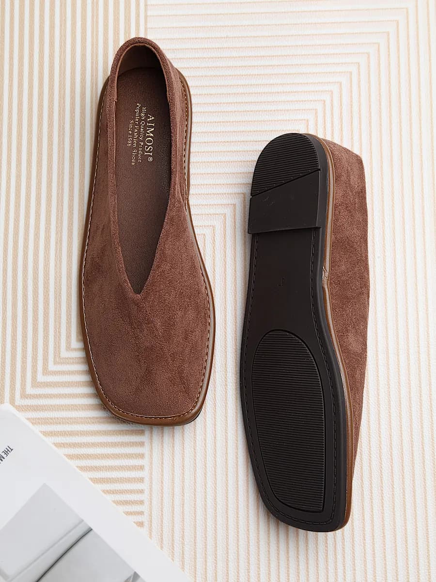 Балетки женские без каблука с закрытым носом