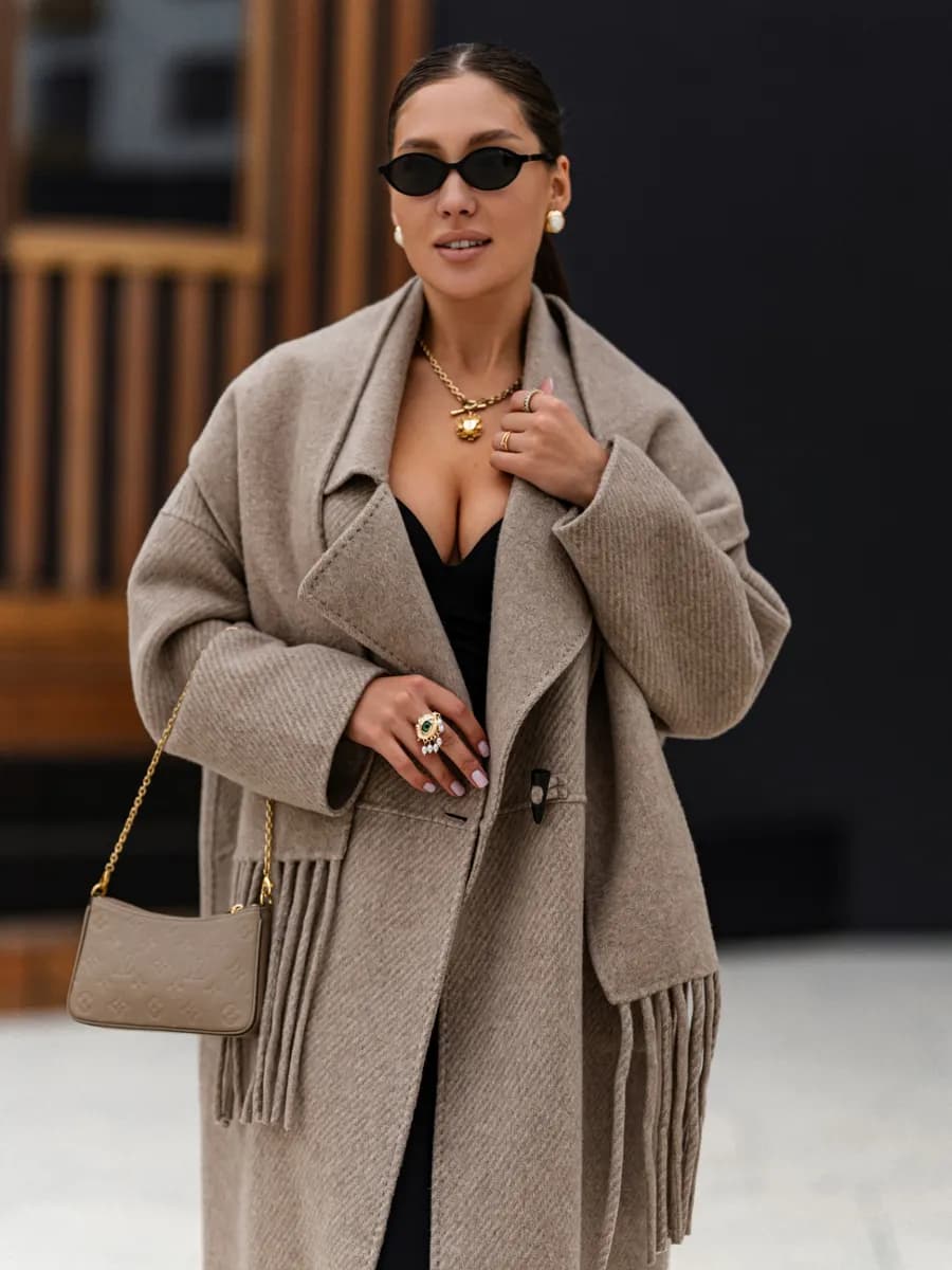 Двустороннее шерстяное пальто с шарфом