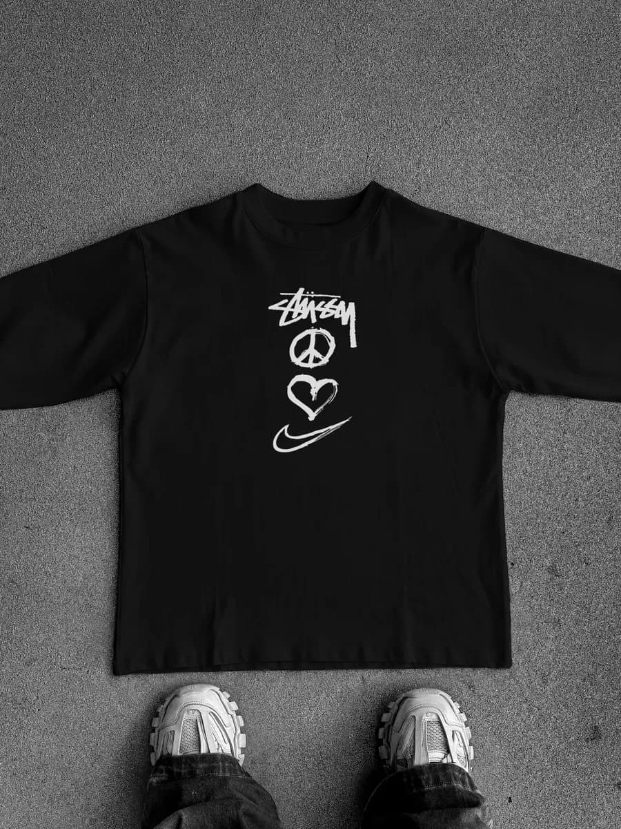 Лонгслив оверсайз с принтом stussy стусси