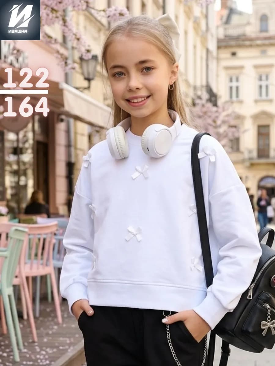 Свитшот нарядный джемпер школьный с бантиками