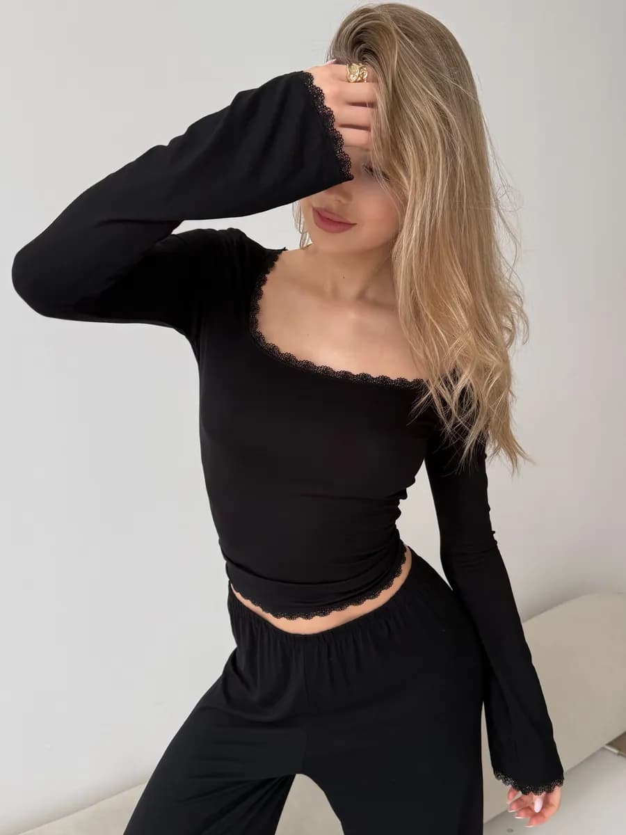 Лонгслив облегающий skims с кружевом