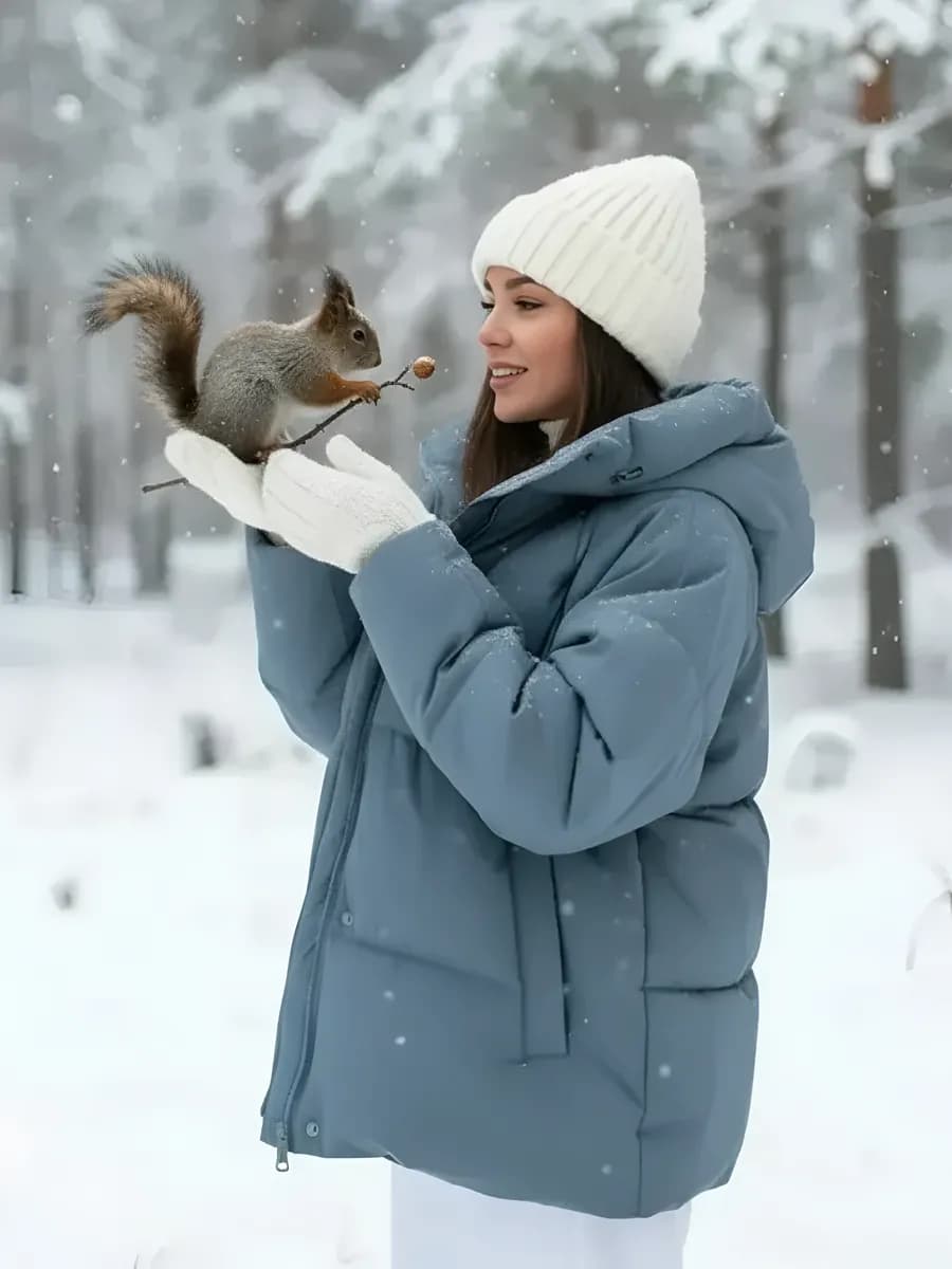 Куртка зимняя оверсайз короткая с капюшоном