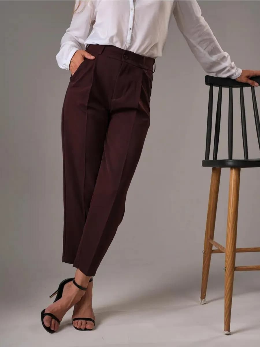 Брюки классические на резинке укороченные со стрелками