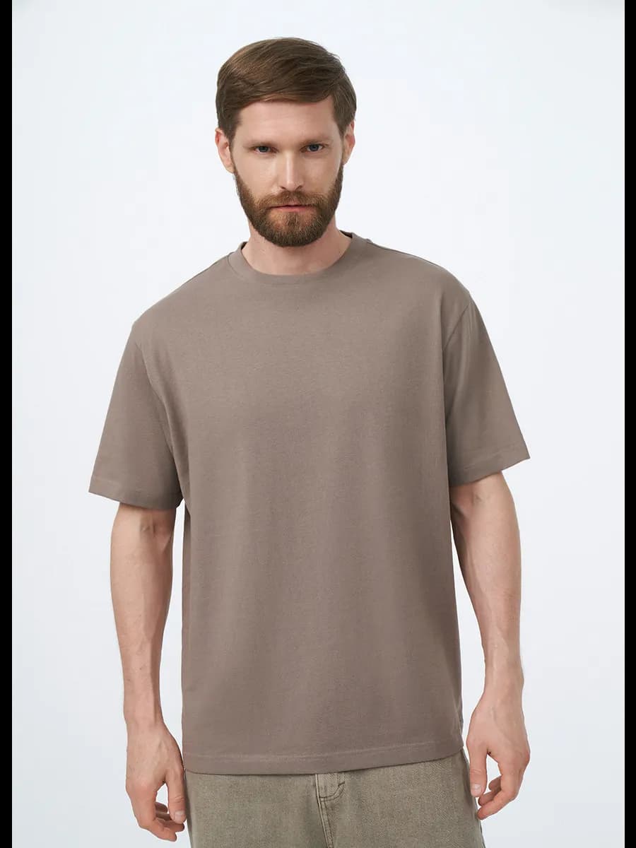 Футболка объемная коричневая