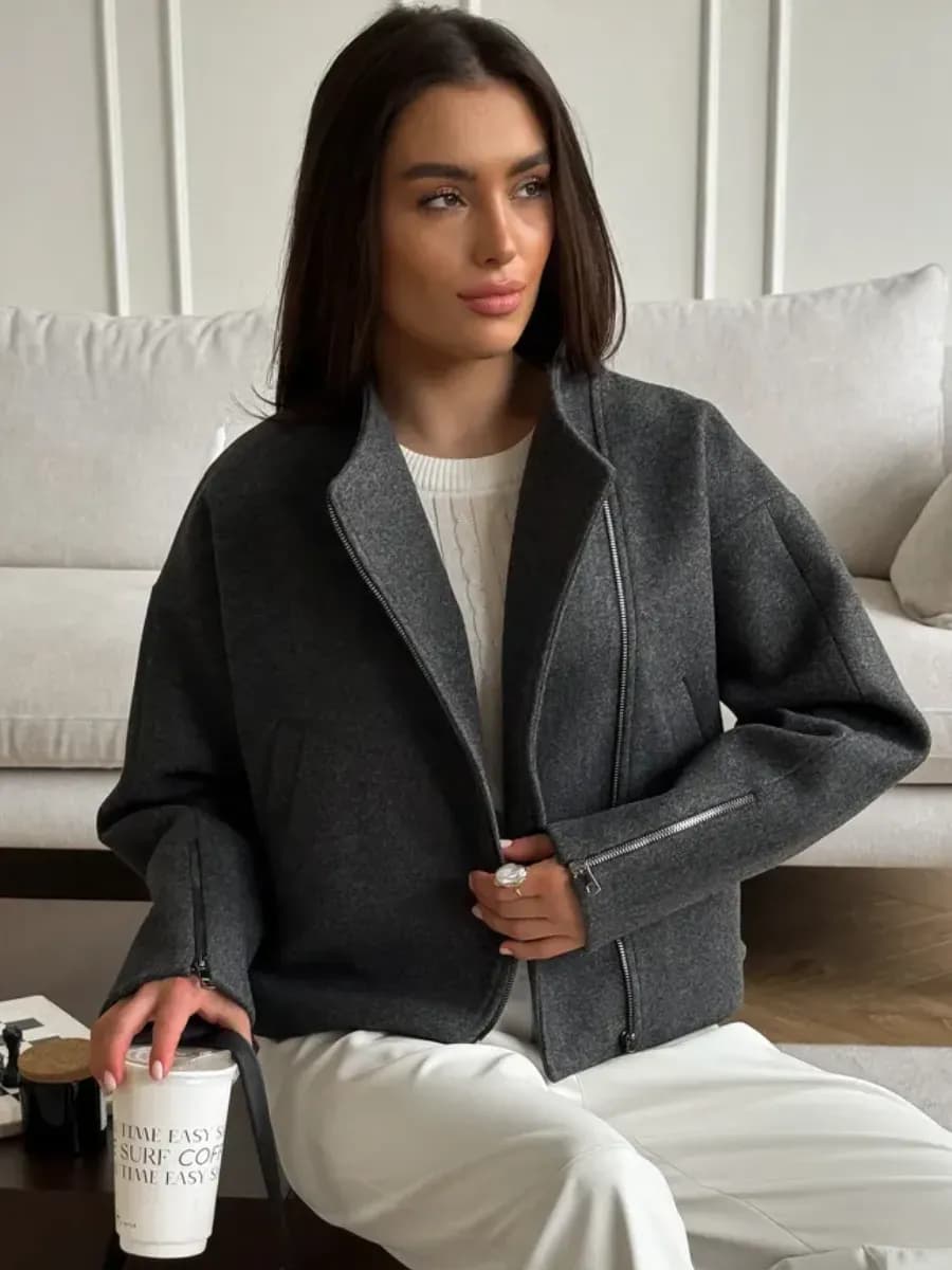 Пальто бомбер короткое демисезонное на молнии