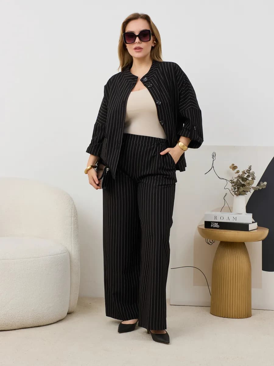 Костюм брючный на новый год