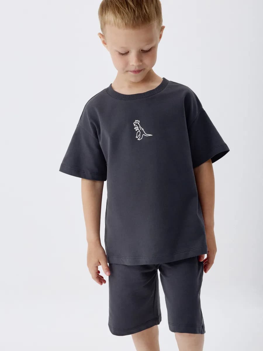 Домашний костюм хопковый с футболкой и шортами