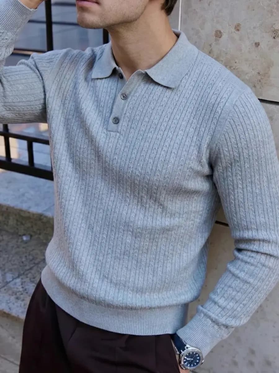 Свитер с длинным рукавом утепленный