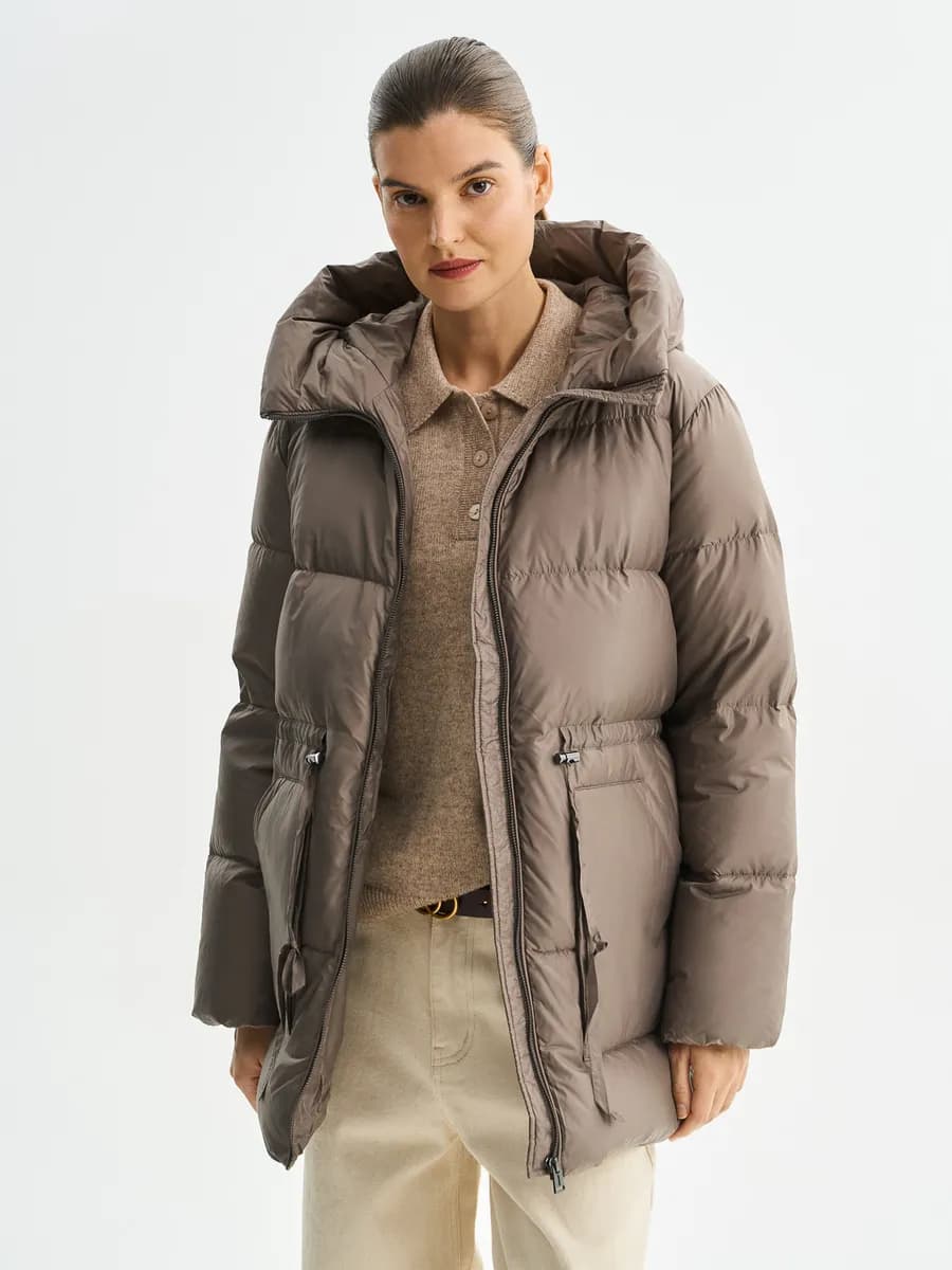 Пуховик зимний с капюшоном