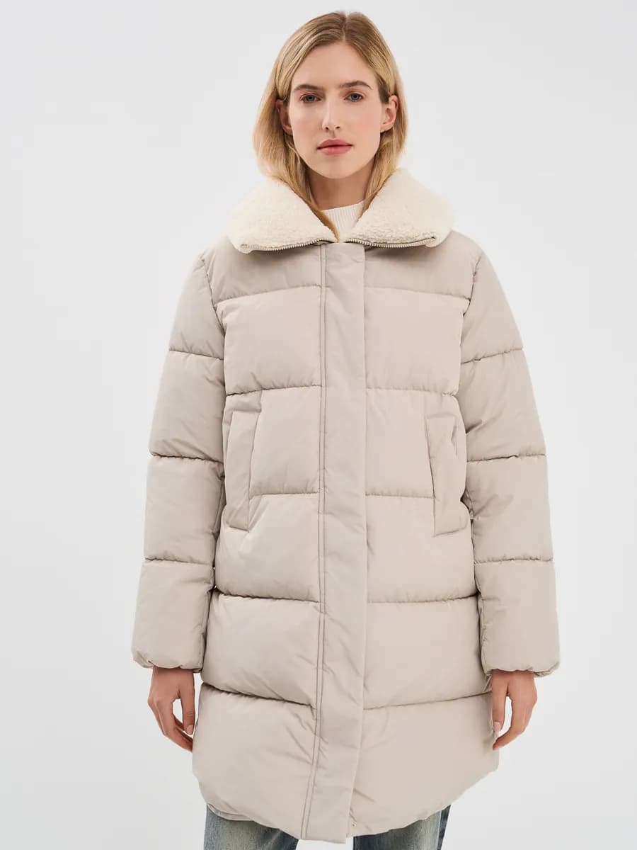 Пуховик зимний стеганый