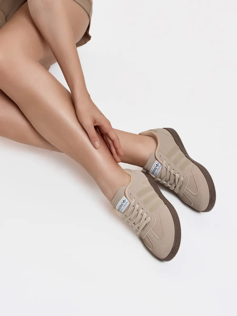 Кроссовки кеды женские