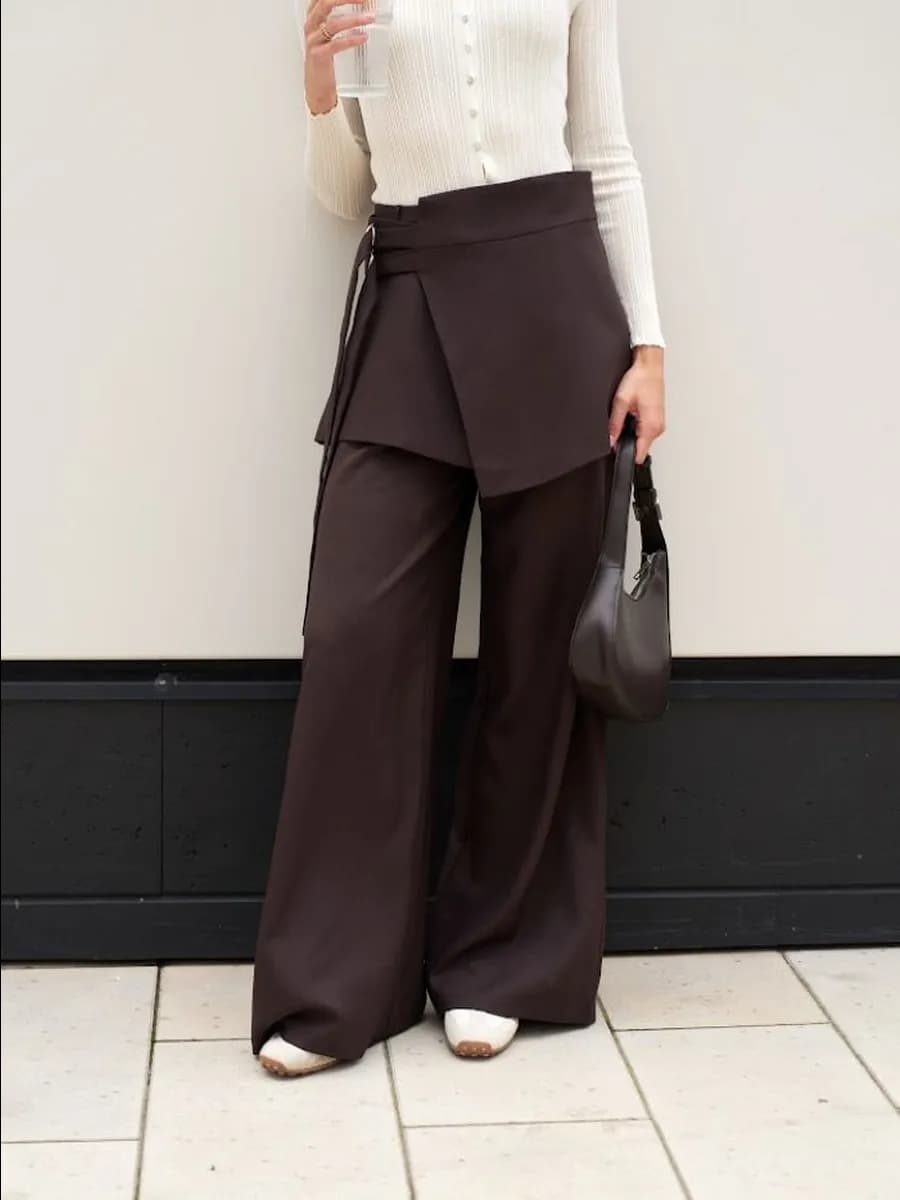 Брюки классические палаццо с баской