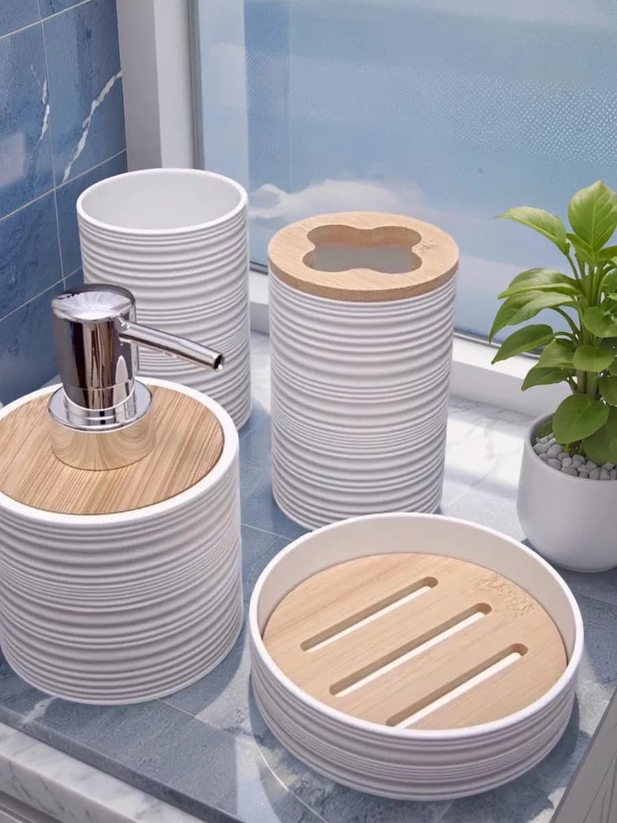 Набор для ванной комнаты 4 пр