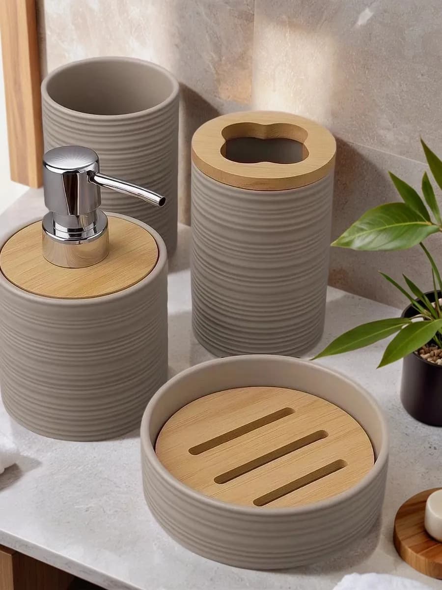 Набор для ванной комнаты 4 пр