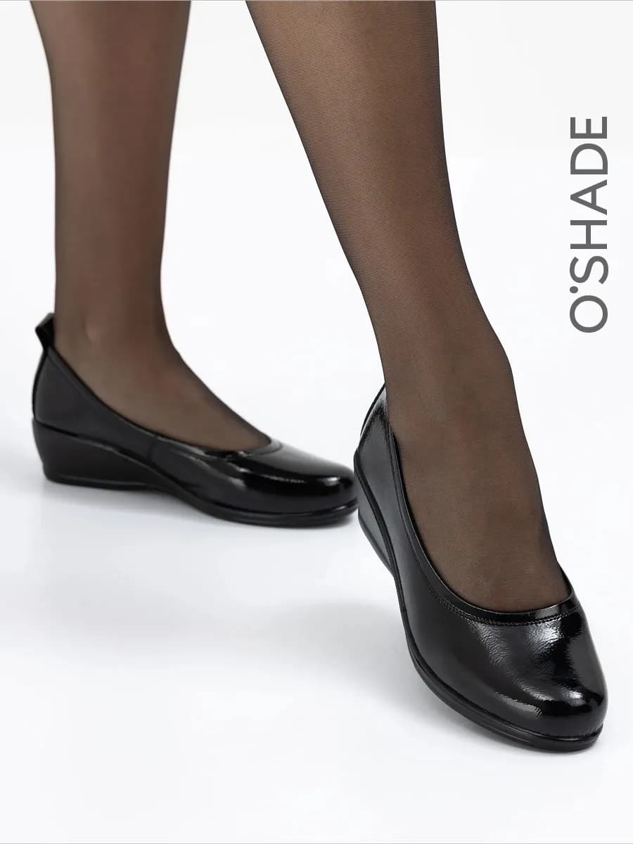 Туфли на танкетке женские черные