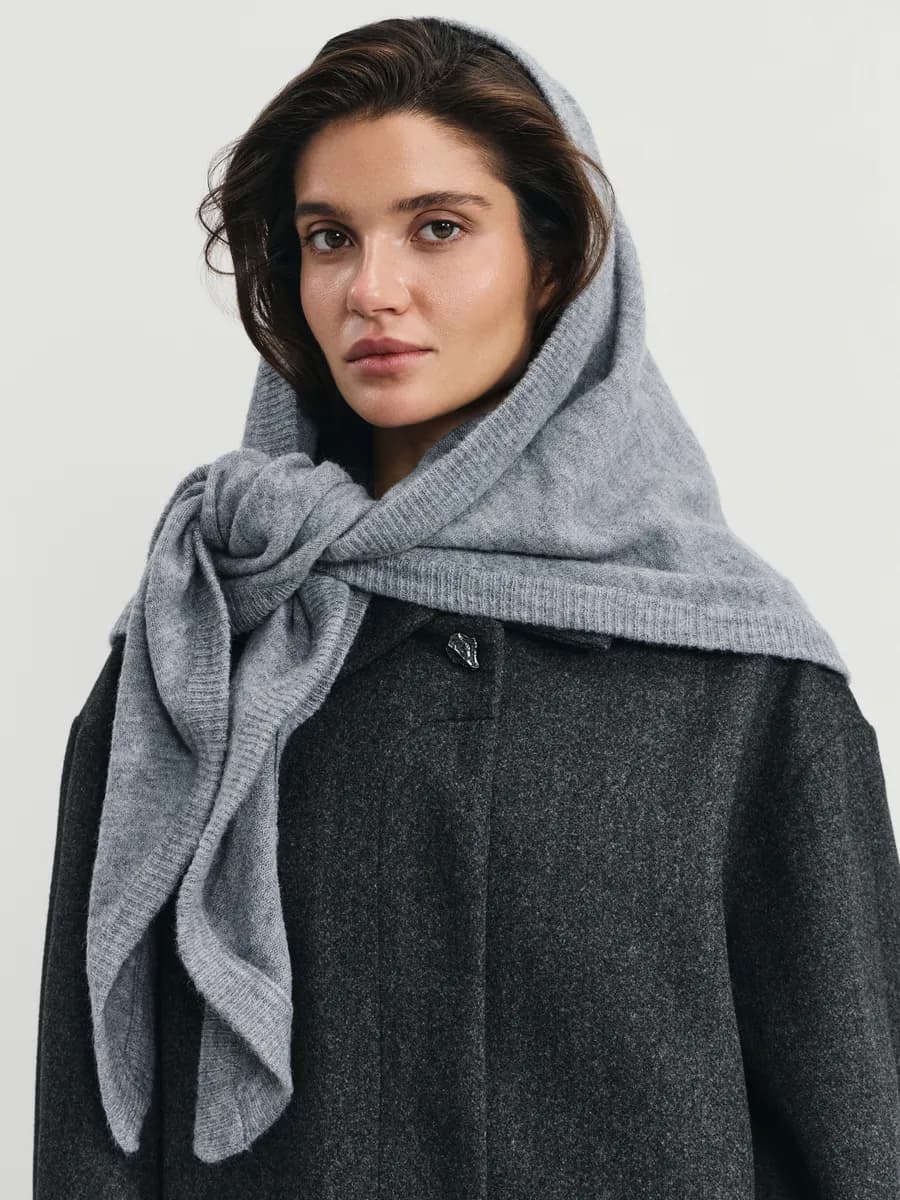 Косынка зимняя вязаная с добавлением шерсти