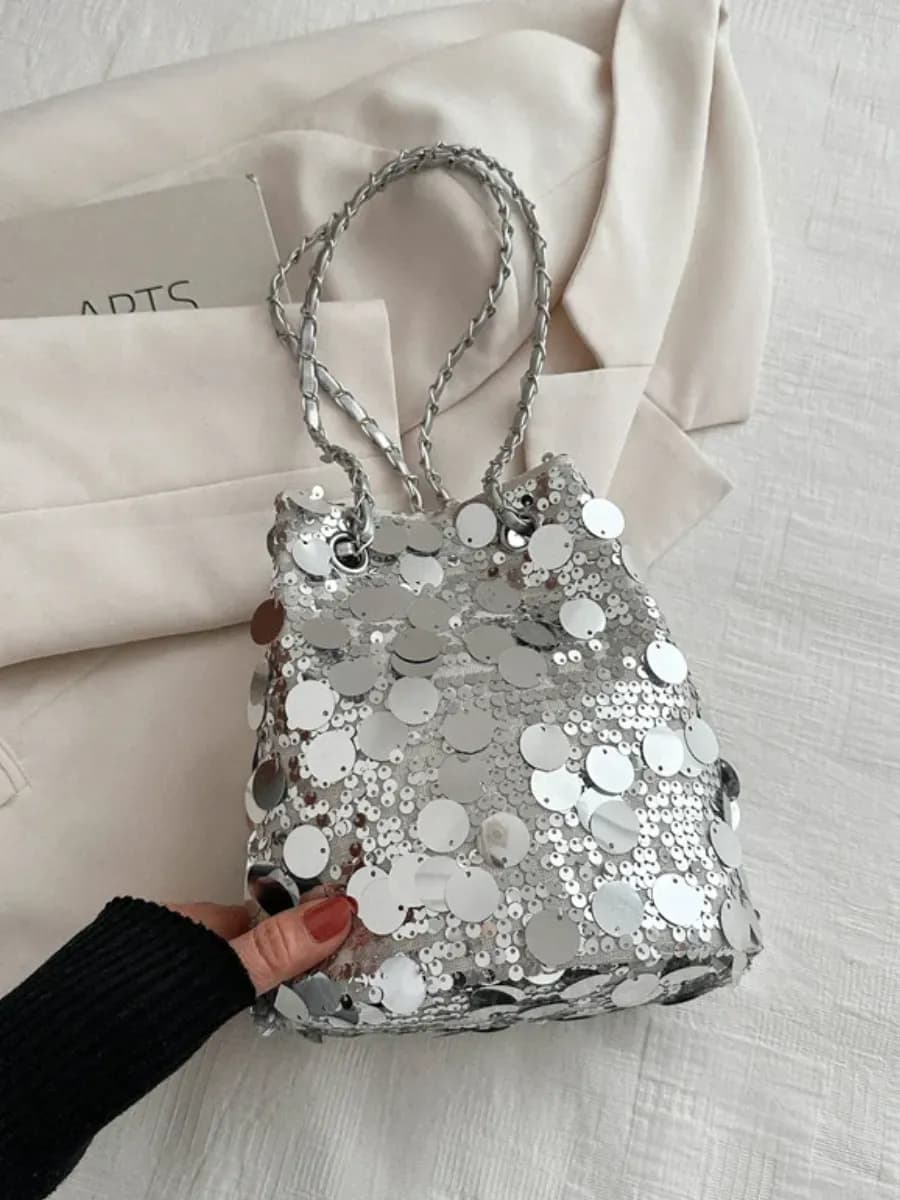Сумка-ведерко серебристая с пайетками