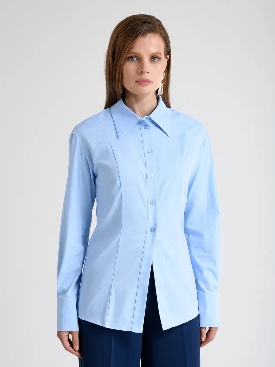 Рубашка голубая офисная приталенная
