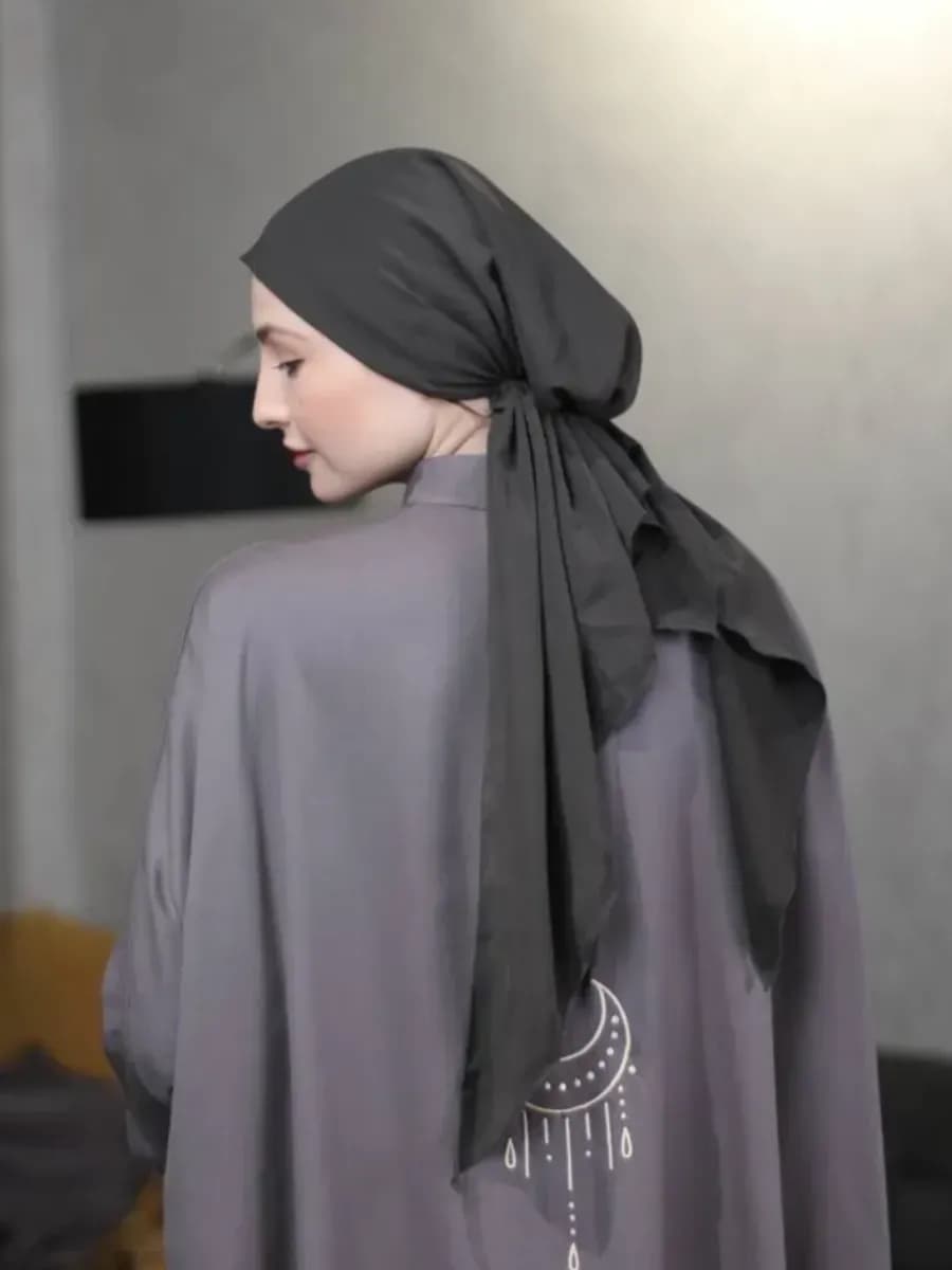 Не спадающий готовый платок с резинкой