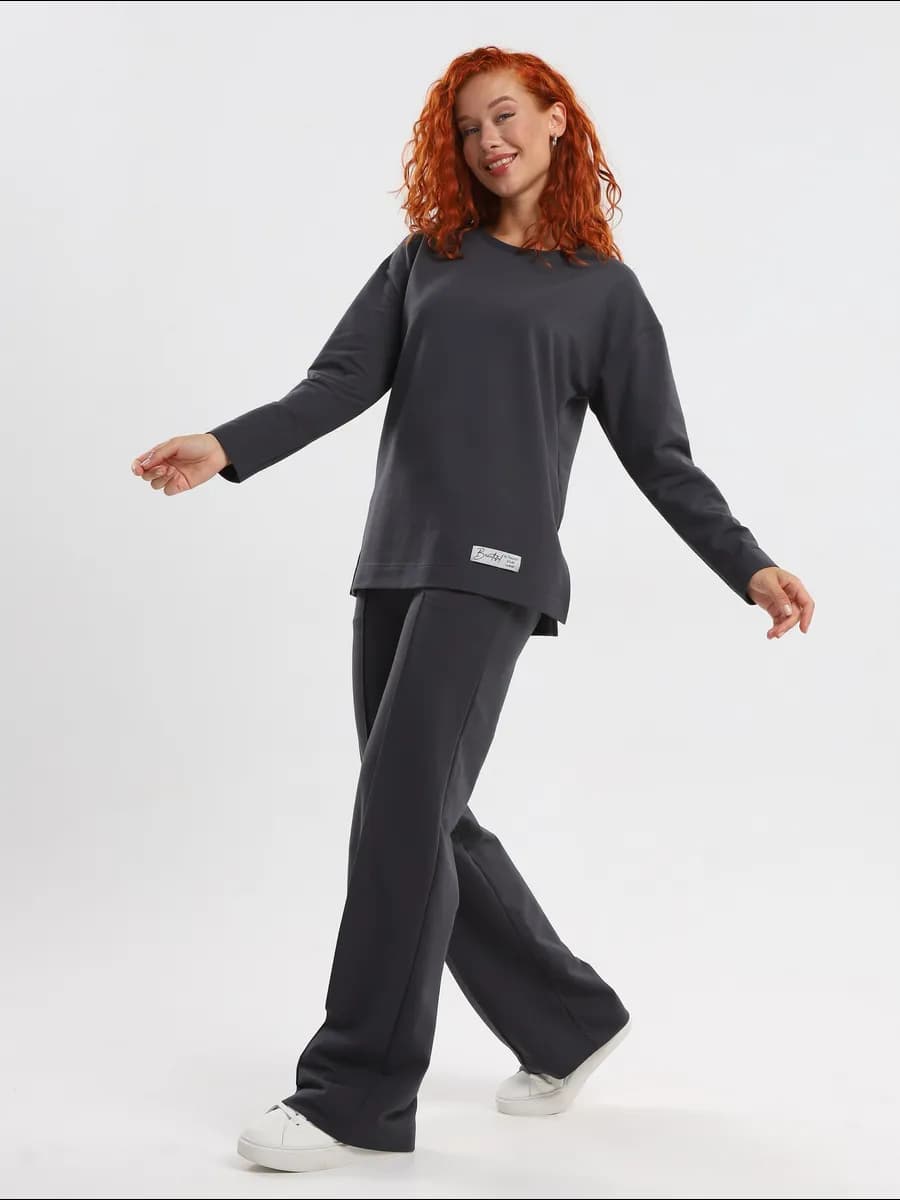 Трикотажный костюм с брюками палаццо