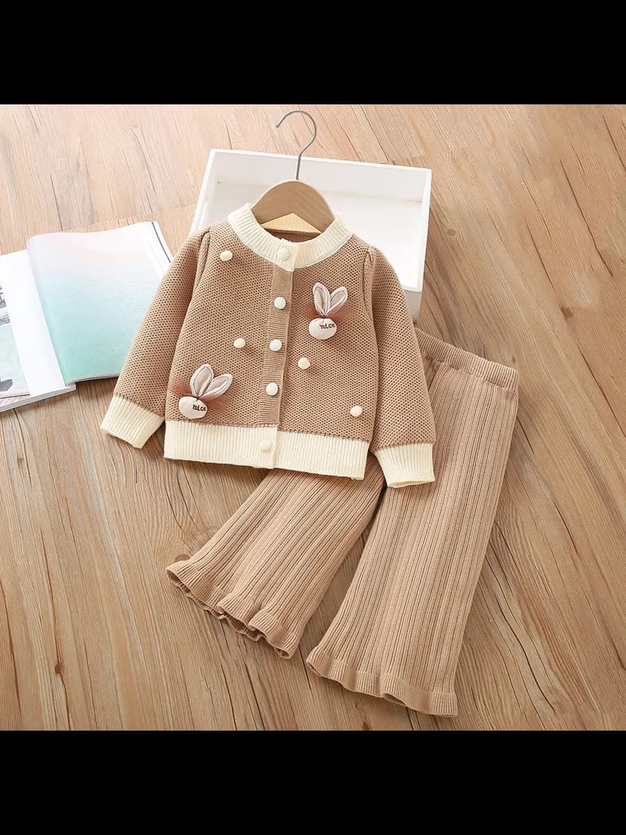 Вязаный костюм с брюками