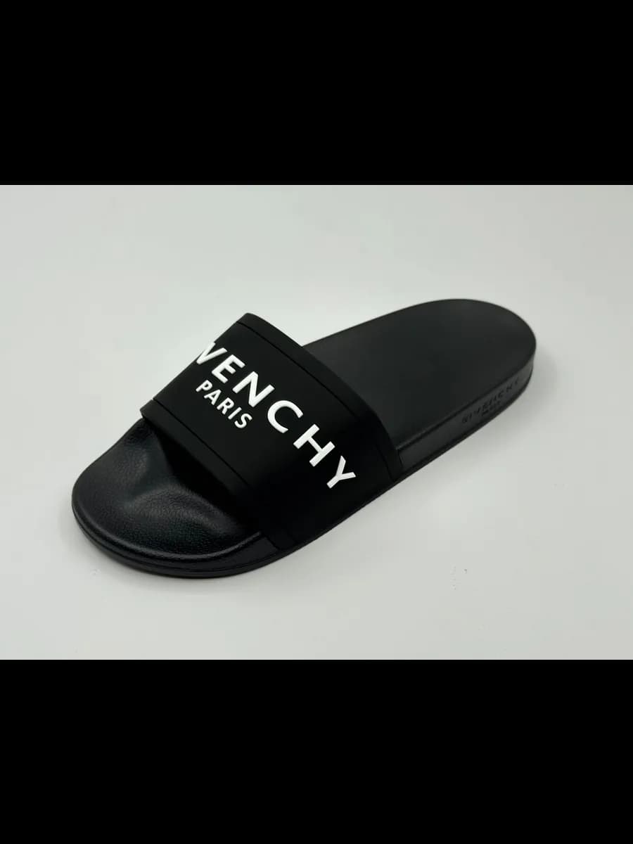 Шлепанцы givenchy
