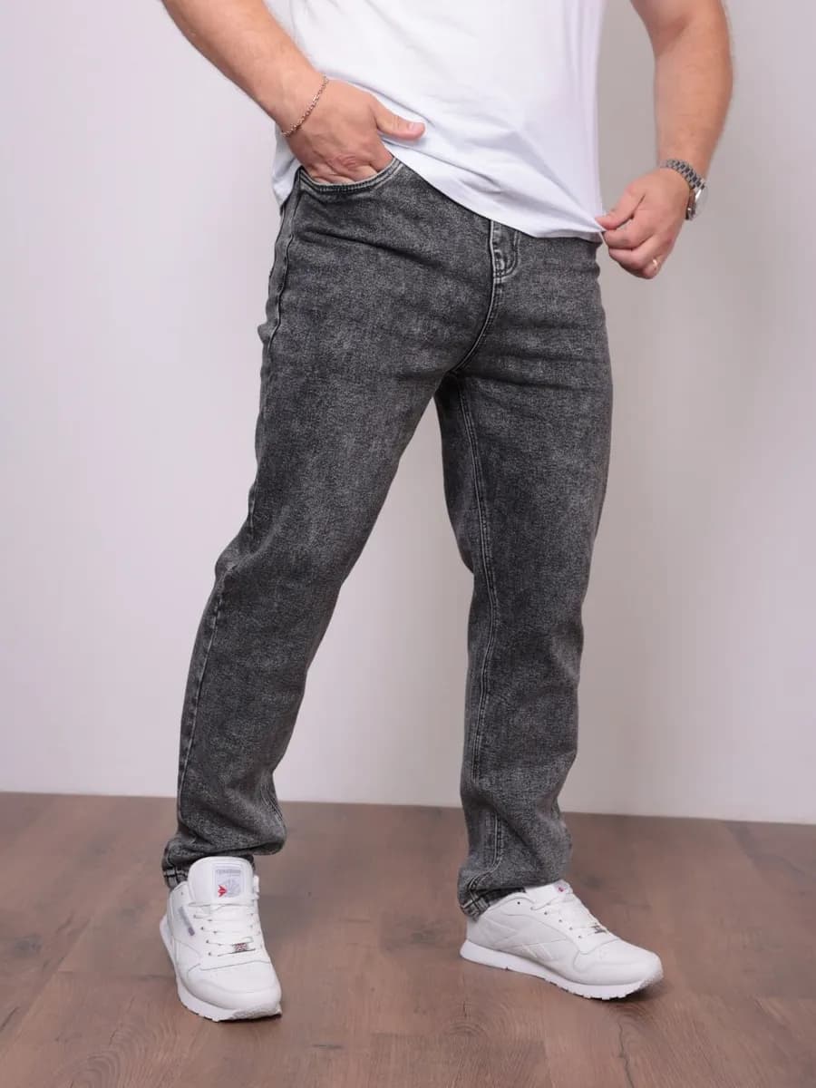 Джинсы бананы зауженные к низу с поясом на резинке со шнурк