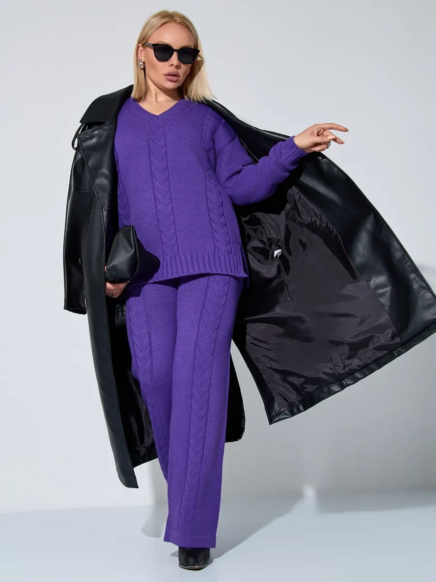 Вязаный костюм с брюками