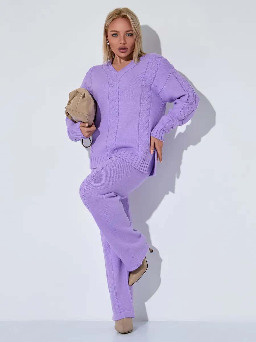 Вязаный костюм с брюками