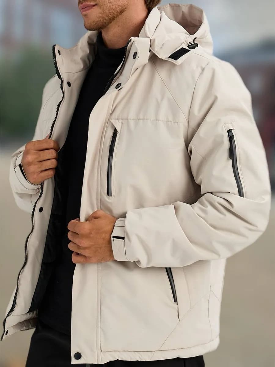 Куртка демисезонная с капюшоном - фото 1