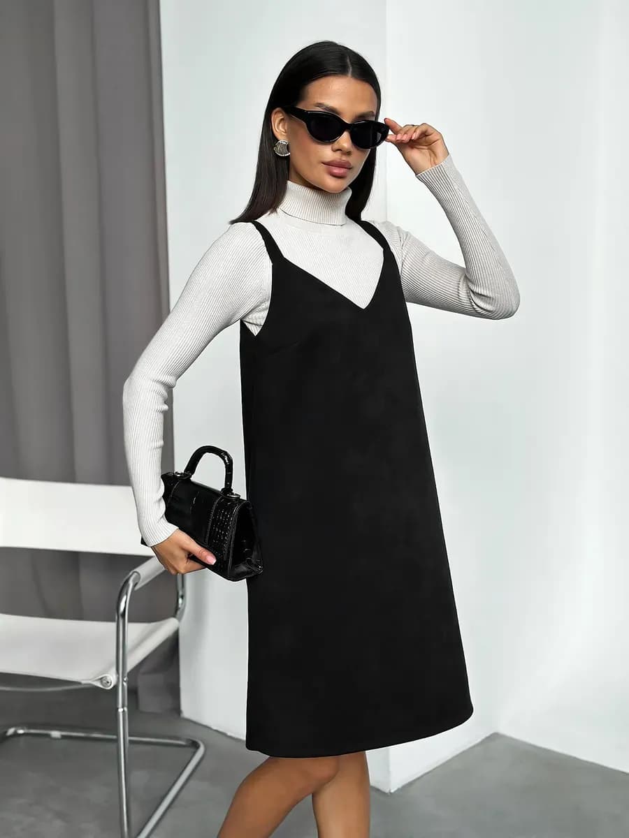 Сарафан женский офисный замшевый на бретельках