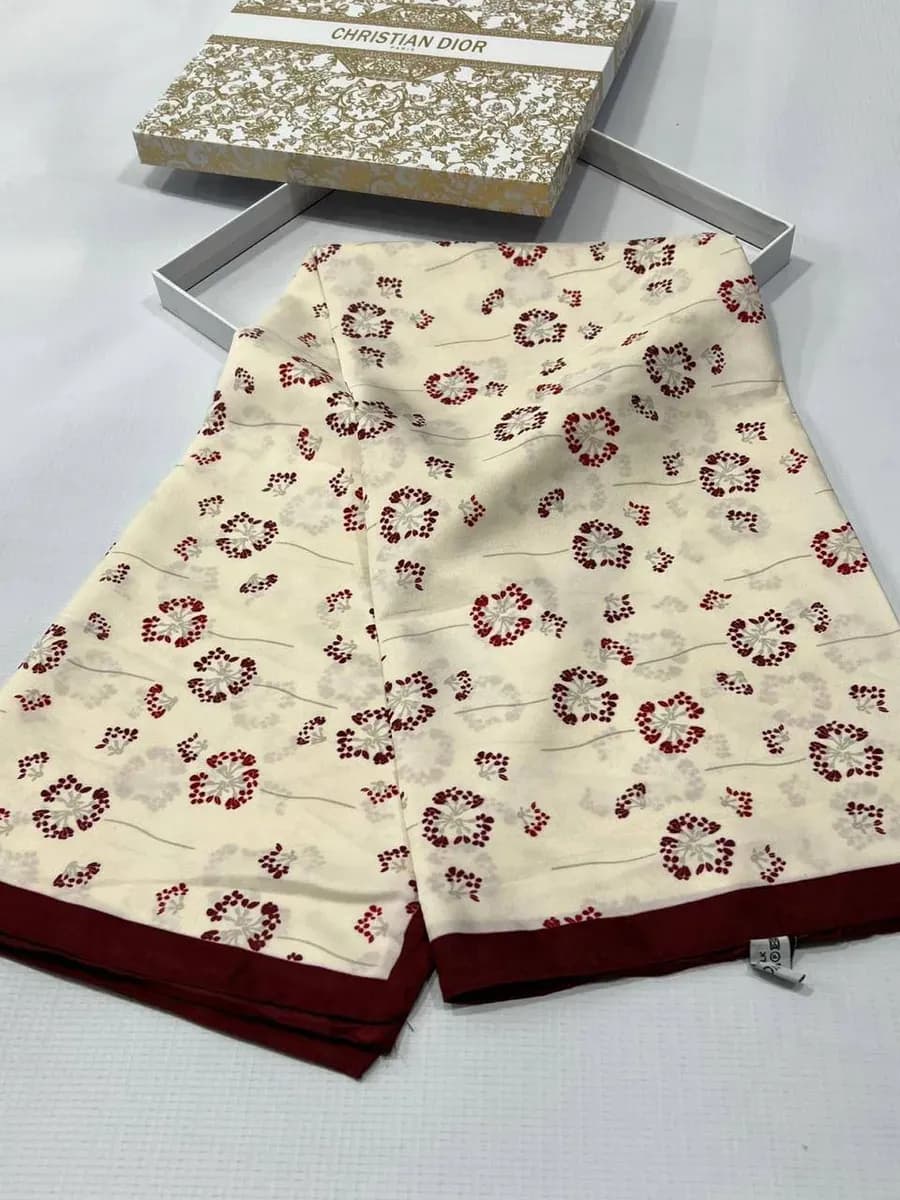 платки с принтом роза