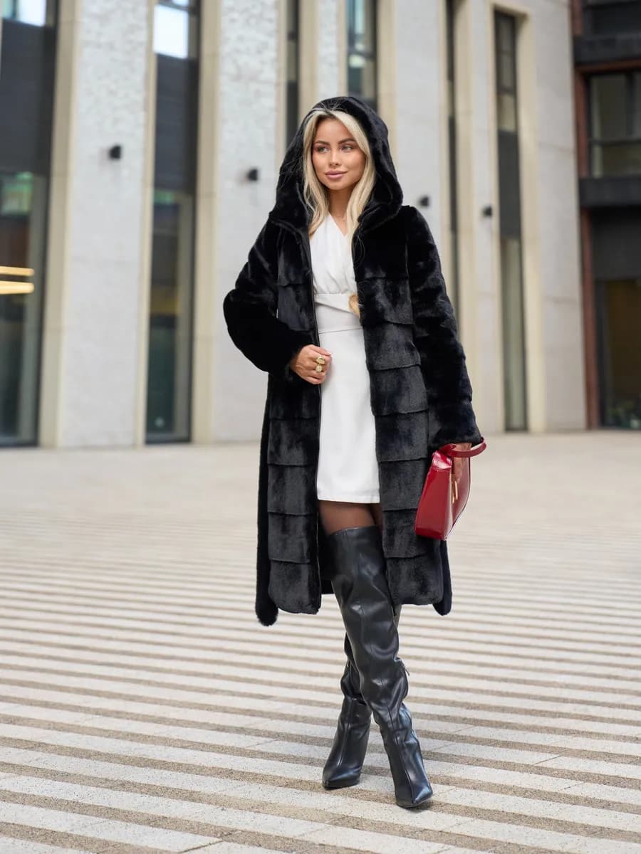 Шуба искусственная зимняя