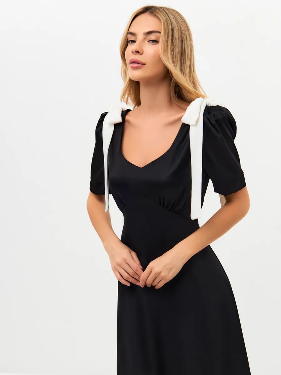 Платье вечернее праздничное с бантами на плечах