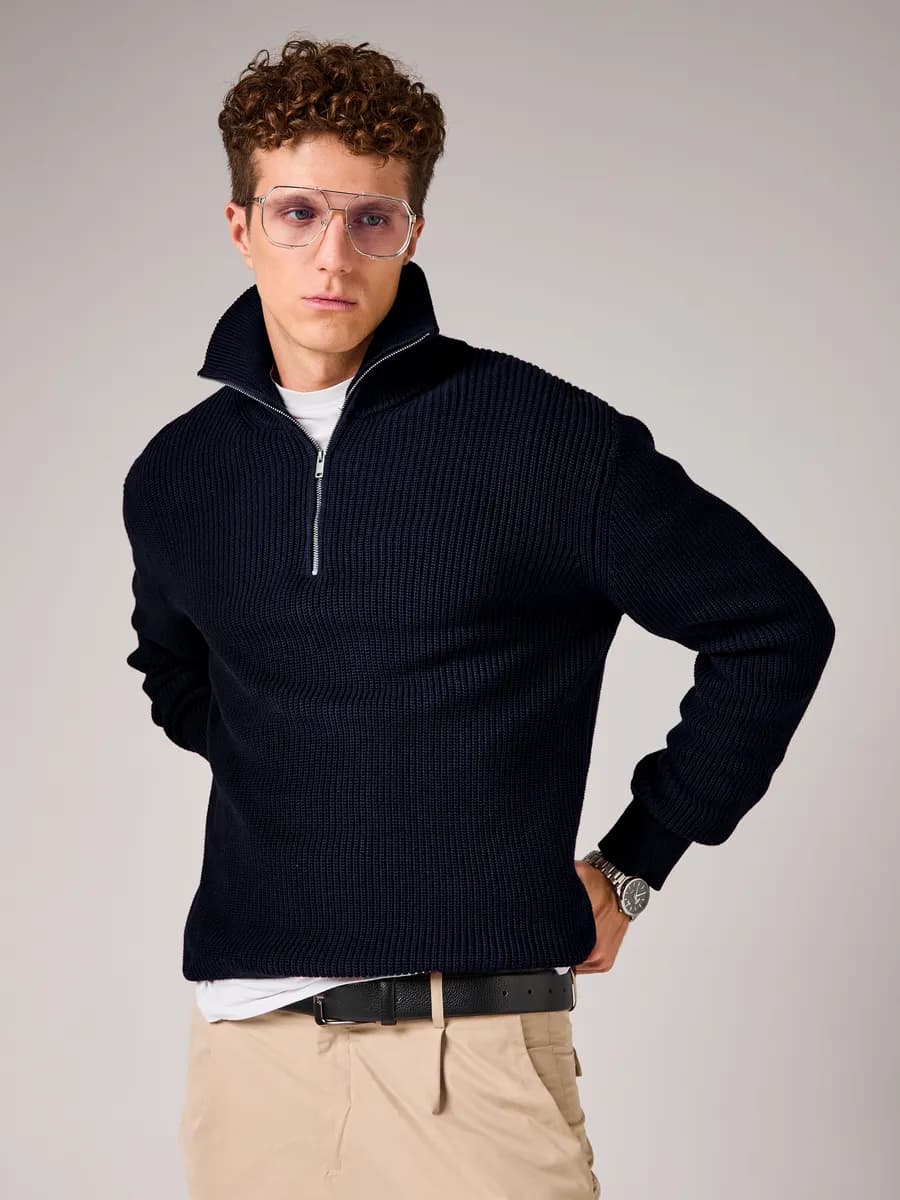 Свитер мужской с воротником на молнии полузамок демисезонный