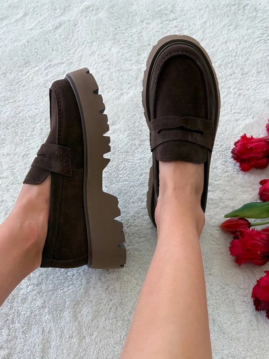 Замшевые лоферы на платформе Туфли осенние