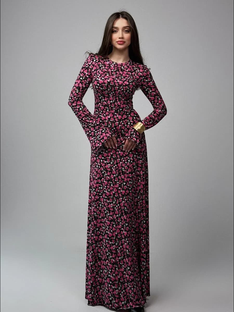 Платье макси приталенное с длинным рукавом