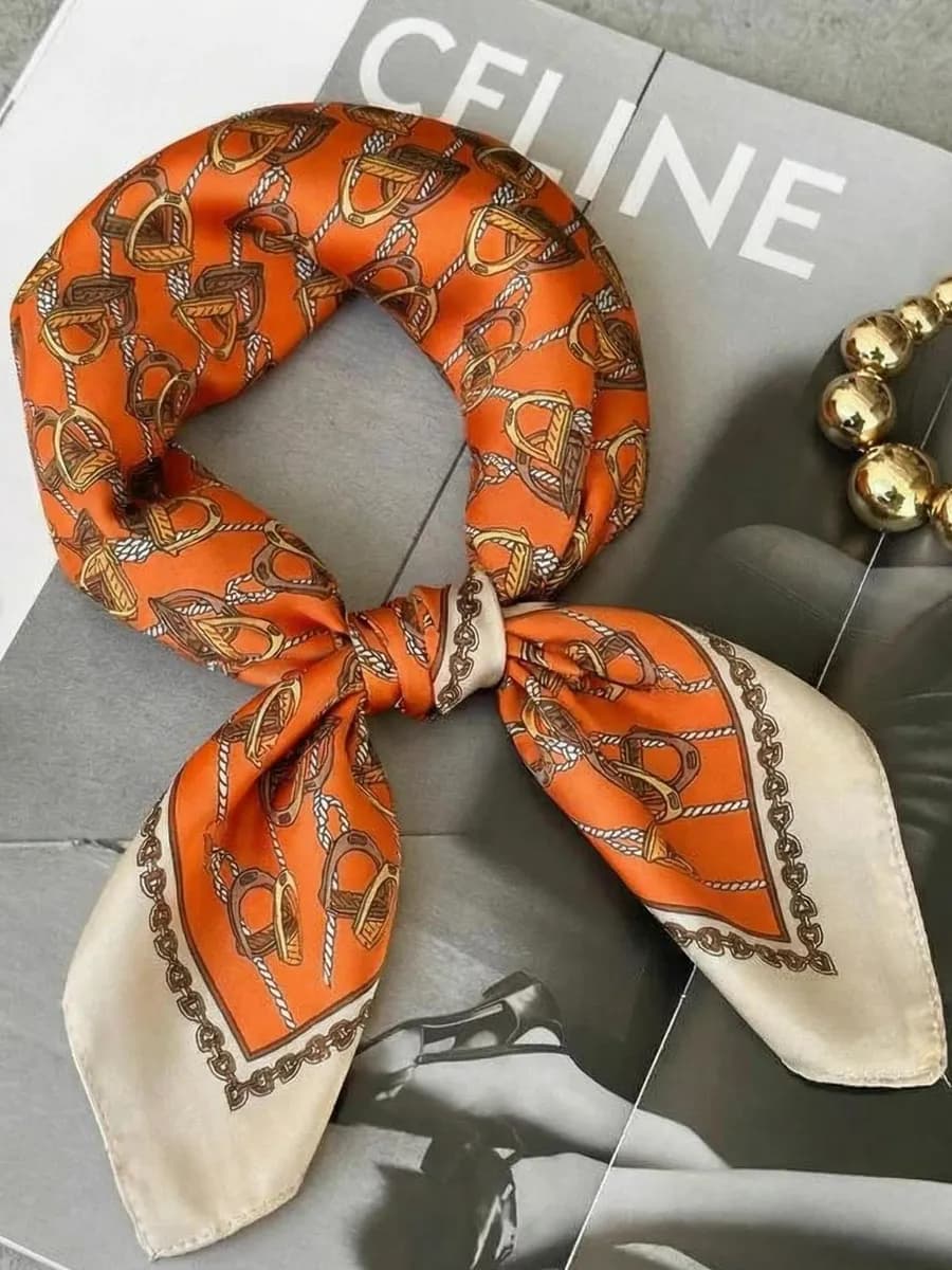 Платок шелковый на голову - фото 1