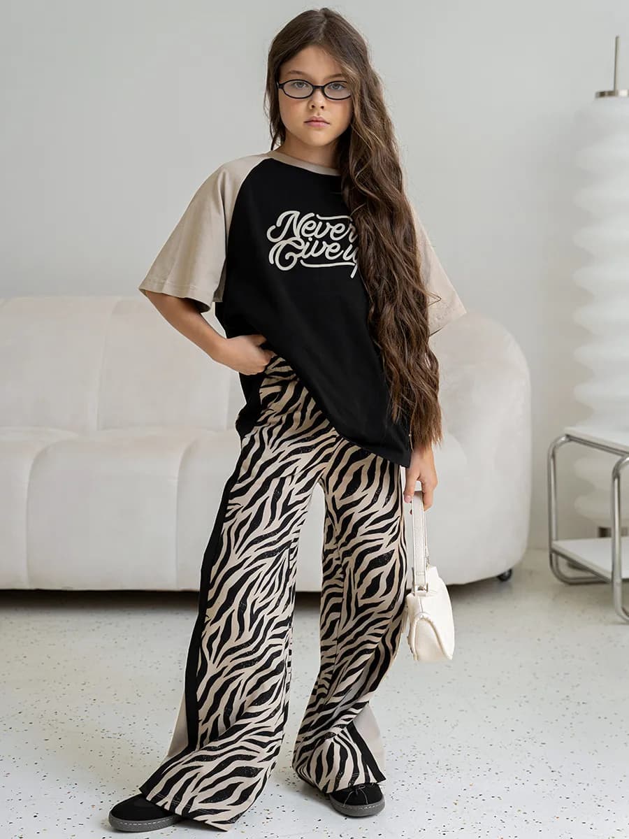 Осенний костюм для девочки - фото 1