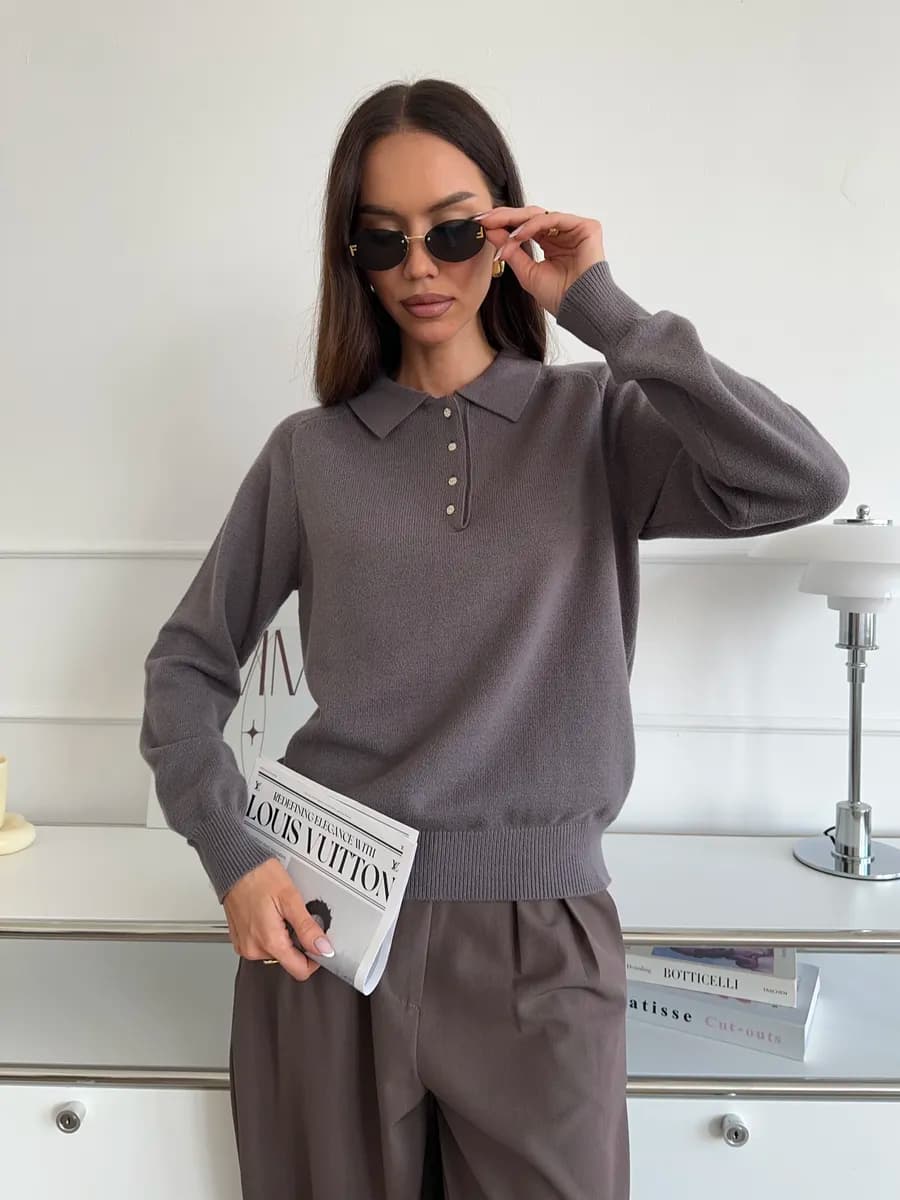 Вязаный джемпер поло на пуговицах