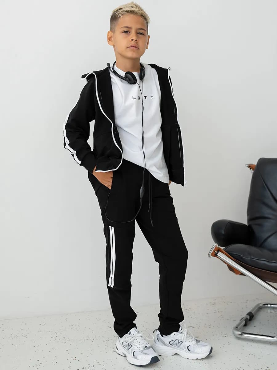 Костюм тройка спортивный для мальчика в школу