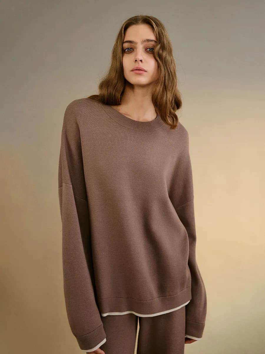 Джемпер оверсайз вискозный с имитацией второго слоя